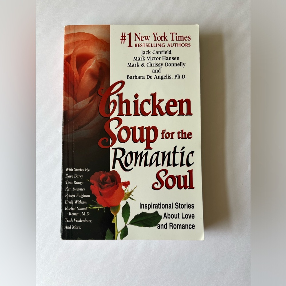 Chicken Soup For the Romantic Soul. Softcover very good condition!